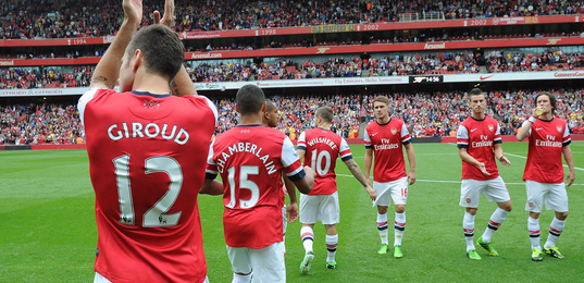 波兰媒体：莱万妻子经常分享跳交际舞的视频，引发了夫妻争吵（波媒称：莱万妻子频晒交际舞视频，夫妻因此起争执）