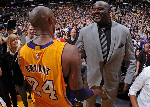 迪格雷戈里奥：库普踢左中卫？强大的球员能在任何位置上踢球（迪格雷戈里奥谈库普踢左中卫：强者能适应任何位置）