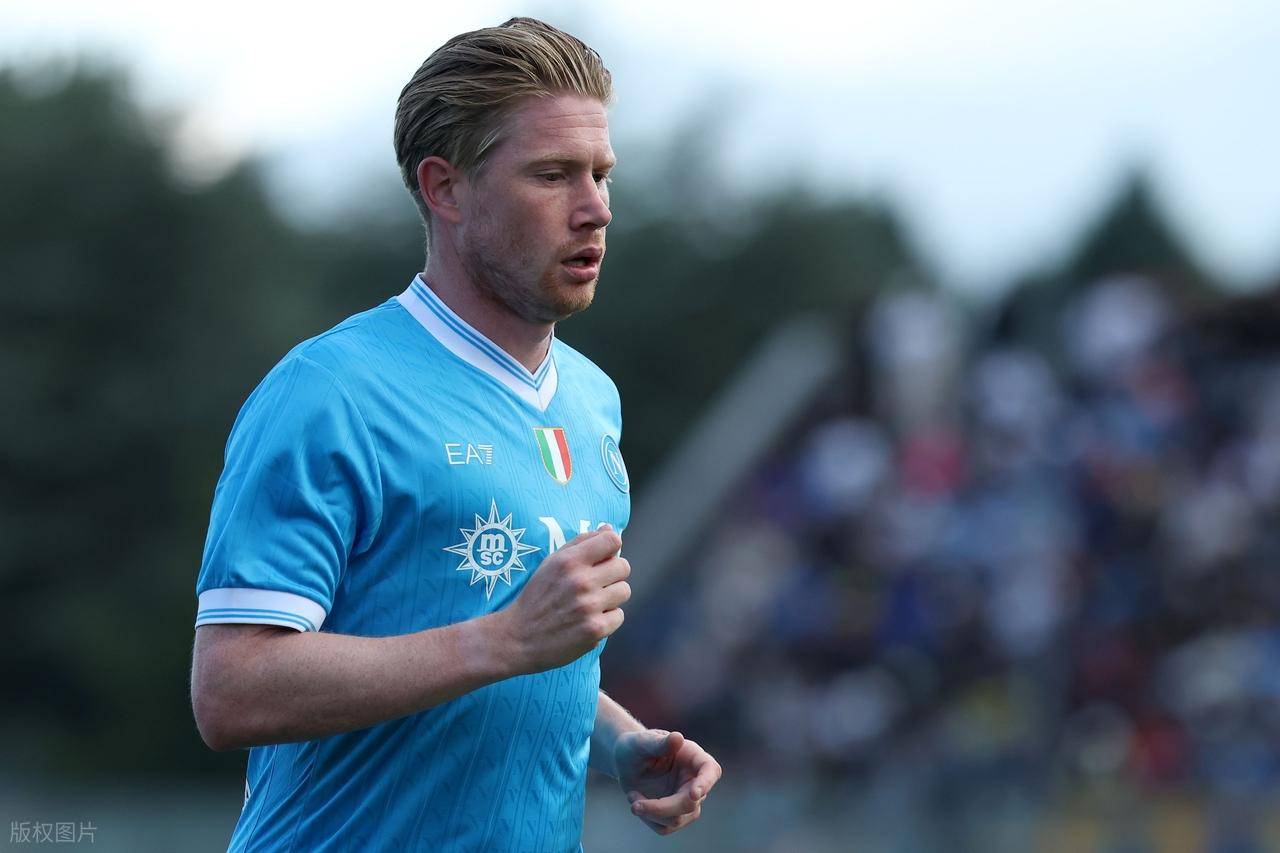 天空体育：曼联可能会考虑听取对霍伊伦的报价（天空体育：曼联可能对霍伊伦的报价持开放态度）