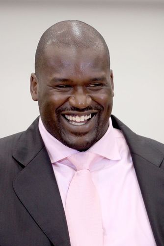 门将连续零封，稳定球队防线（门将连场零失球，稳固后防线）