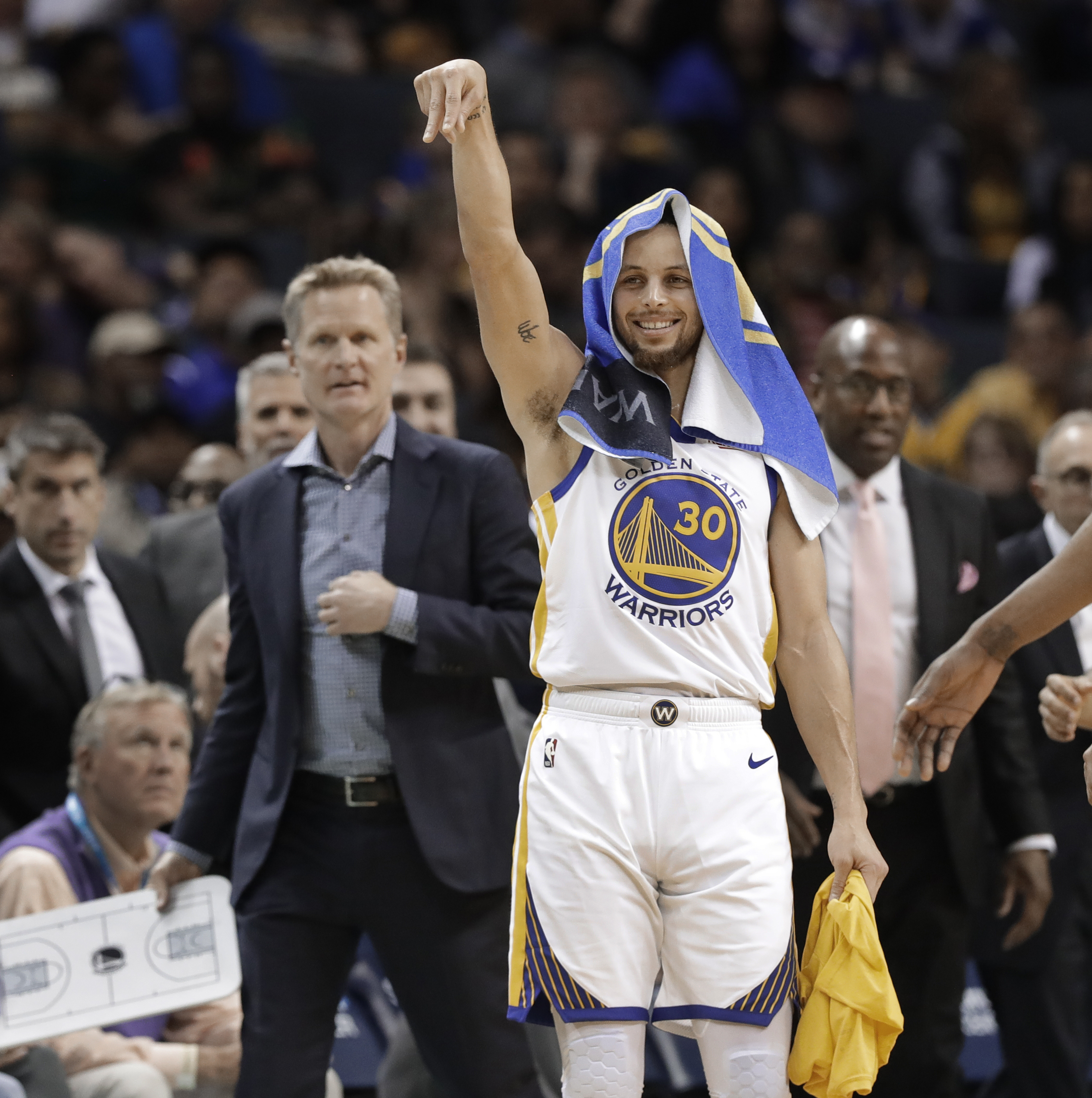 替补送助攻，伊尔迪兹当选博德闪耀vs尤文全场最佳（替补登场送助攻，伊尔迪兹获评博德闪耀战尤文全场最佳）