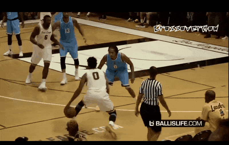 维尼修斯：友谊赛能帮巴西积累经验；我们都很喜欢和安帅共事（维尼修斯称热身赛助巴西增长阅历：全队都乐于与安帅共事）