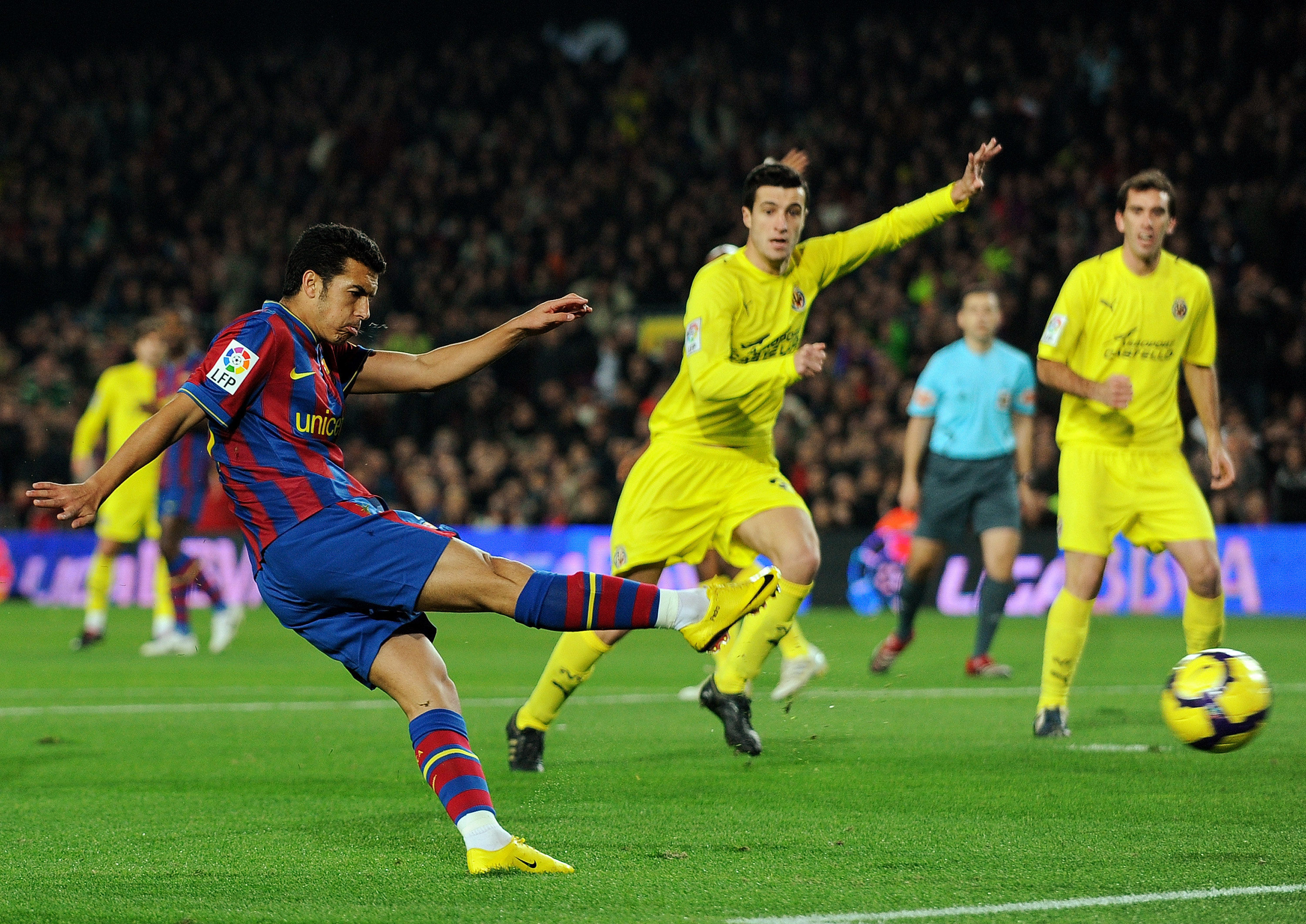 记者：拜仁、曼联有意巴莱巴，球员更希望留英超加盟红魔（曝拜仁曼联齐追巴莱巴 他更愿留英超投曼联）