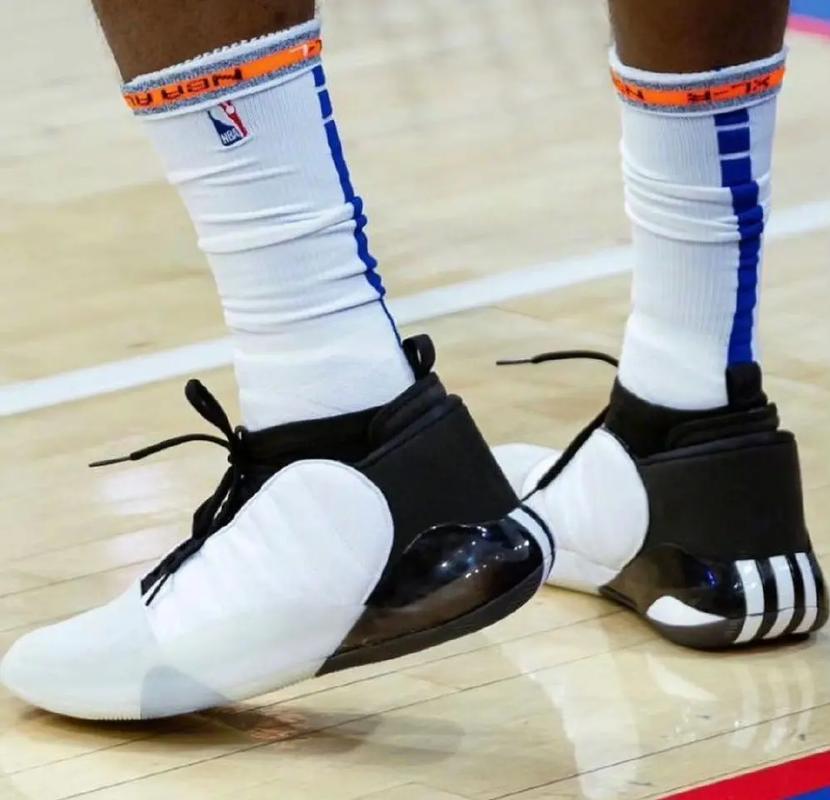 李嗣镕：如果算上进球的话，我的中超首秀能打7分左右（李嗣镕：算上进球，我会给自己的中超首秀打约7分）