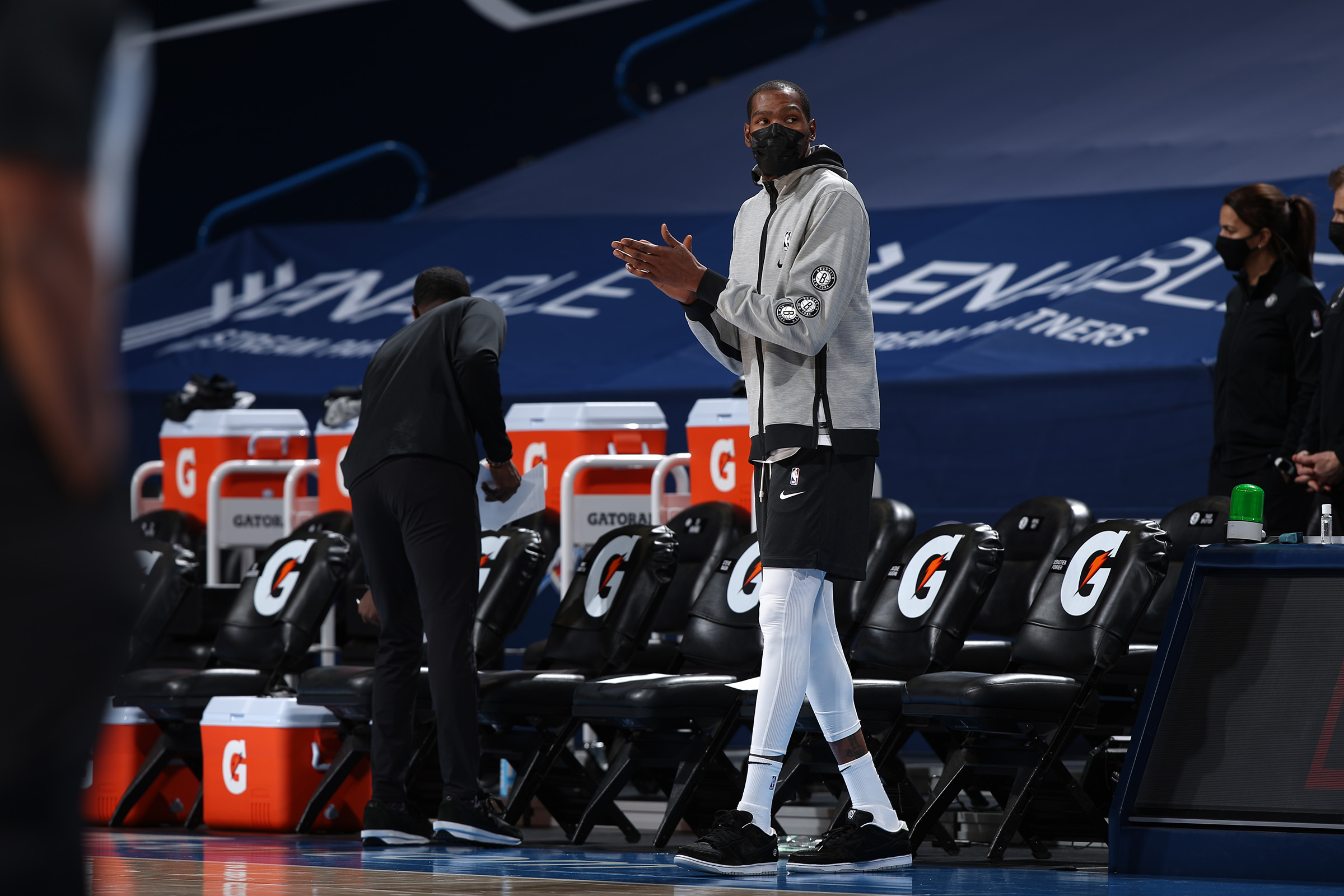 官方：阿根廷国家队补招维拉中场布恩迪亚（阿根廷队官方：增补征召维拉中场布恩迪亚）