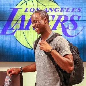 泰山功勋外援罗麦多重回省体，他曾在99年帮助球队夺得双冠王（曾在1999年助泰山加冕双冠的功勋外援罗麦多重返省体）